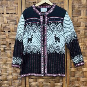 Vintage Remix Sportswear Black and White Nordic Cardigan with Reindeer Pattern